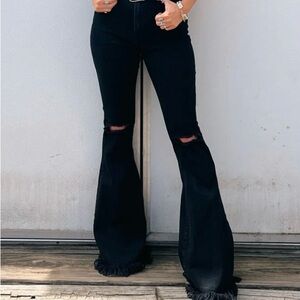 Stylish Black Flared Women Jeans